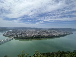EF5D7DBB-88A4-4EA1-A780-C12D2D0B07C5/L0/001