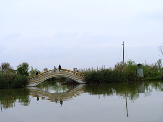 430790