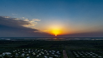 4857261