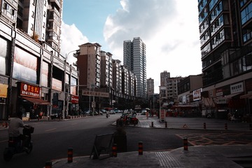 19999