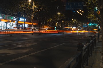 AE33FD2C-9C68-49A6-9825-A1A43234B76C/L0/001
