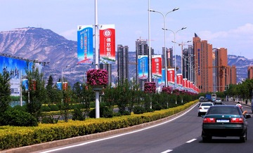 兰州马拉松跑道.jpg