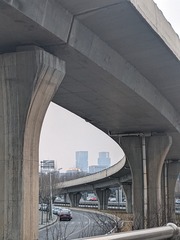 7432