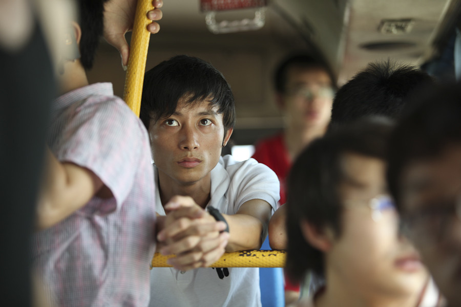 海南公交车里 - 宇文睿 - 图虫