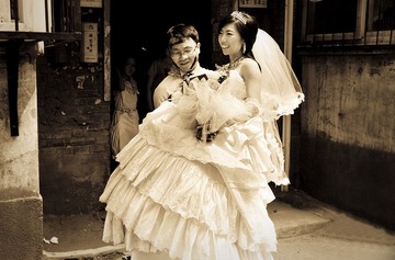 The Happy couple is going to restaurant