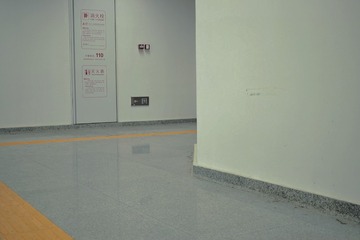 19D7D740-5C7E-422B-9775-B3DFDF9FEA00/L0/001