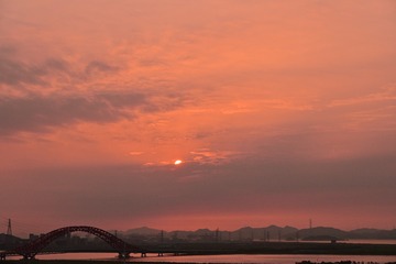 1076287