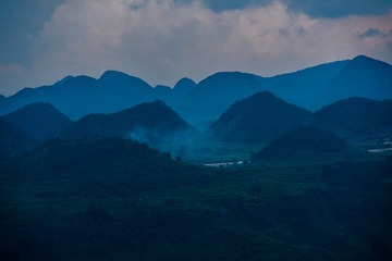 101818