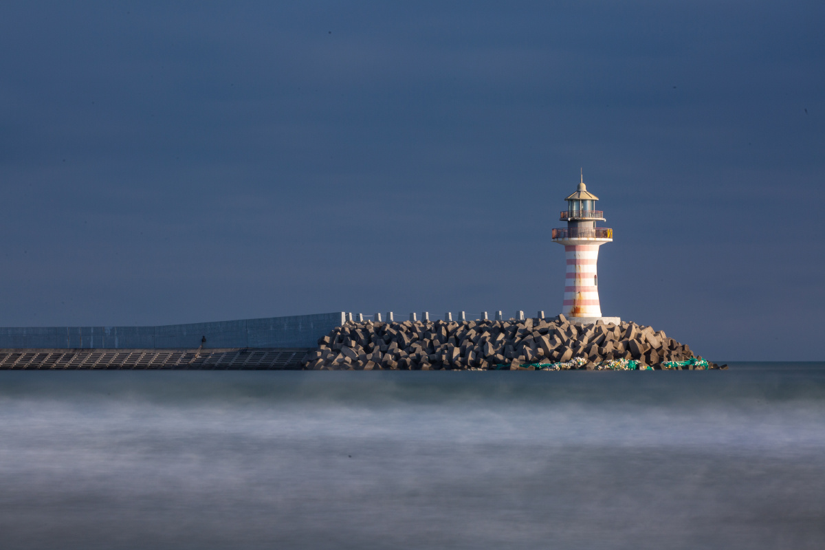 灯塔,人生航向灯.