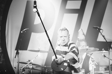 IMG_5832a.jpg