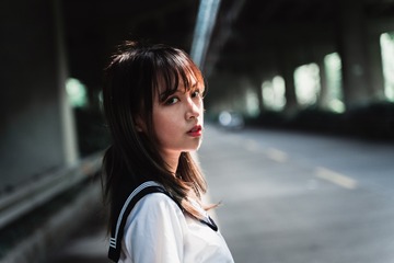 001