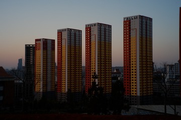 95333