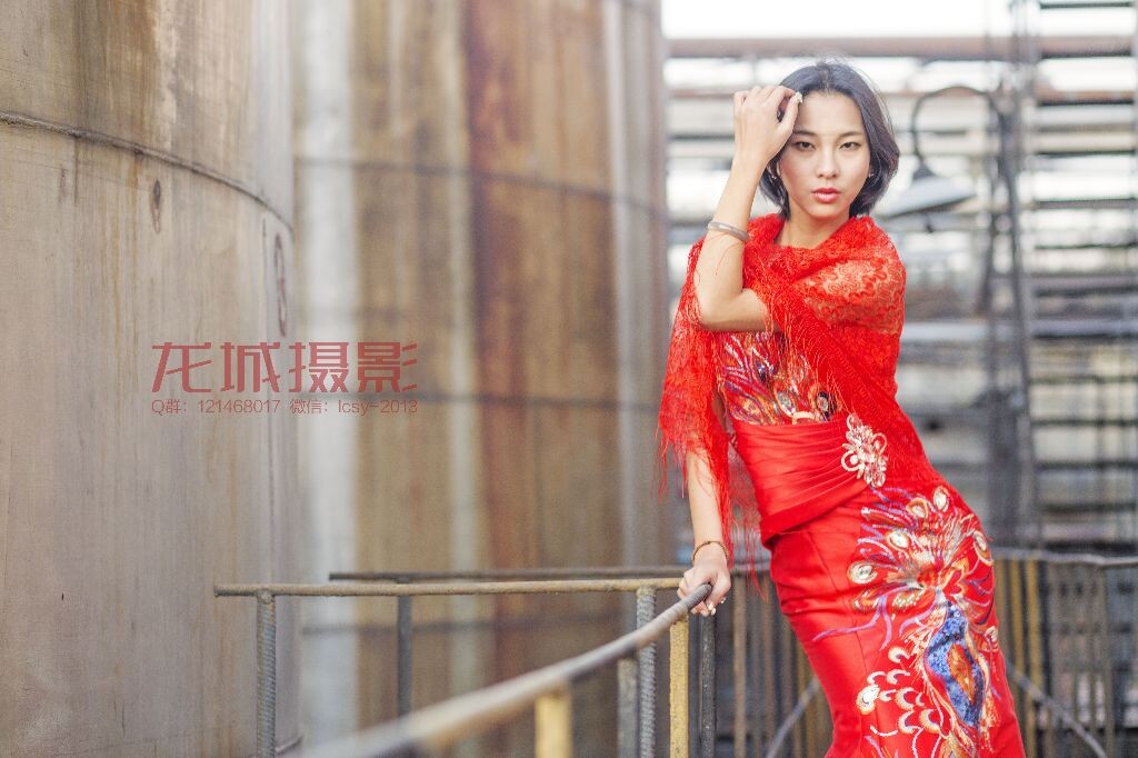 关注龙城摄影微信：lcsy-2013、尽享视觉美餐！