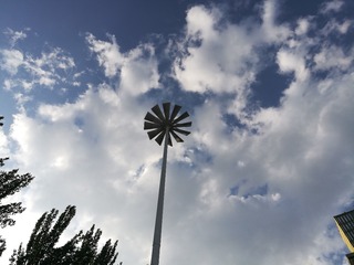 1625639