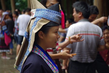 IMGP0691纯纯的苗家少女.JPG