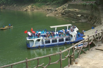 IMGP1510打道回府的观光船，50rmb，45分钟~~.JPG
