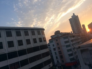 DB0A4EBF-7E19-43B9-929E-34DDA1F214EB/L0/001