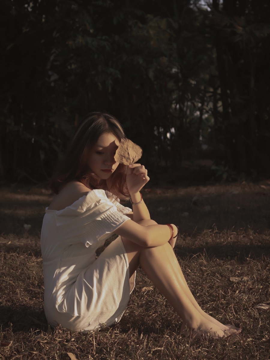 人的内心不种满鲜花就会长满杂草摄影allenkastudio