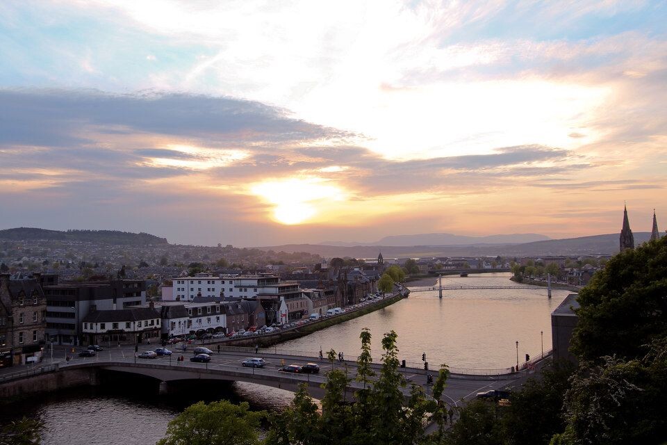 空<br />
Inverness, 高地，苏格兰