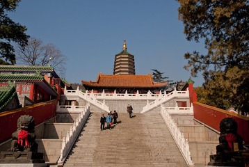 山门外