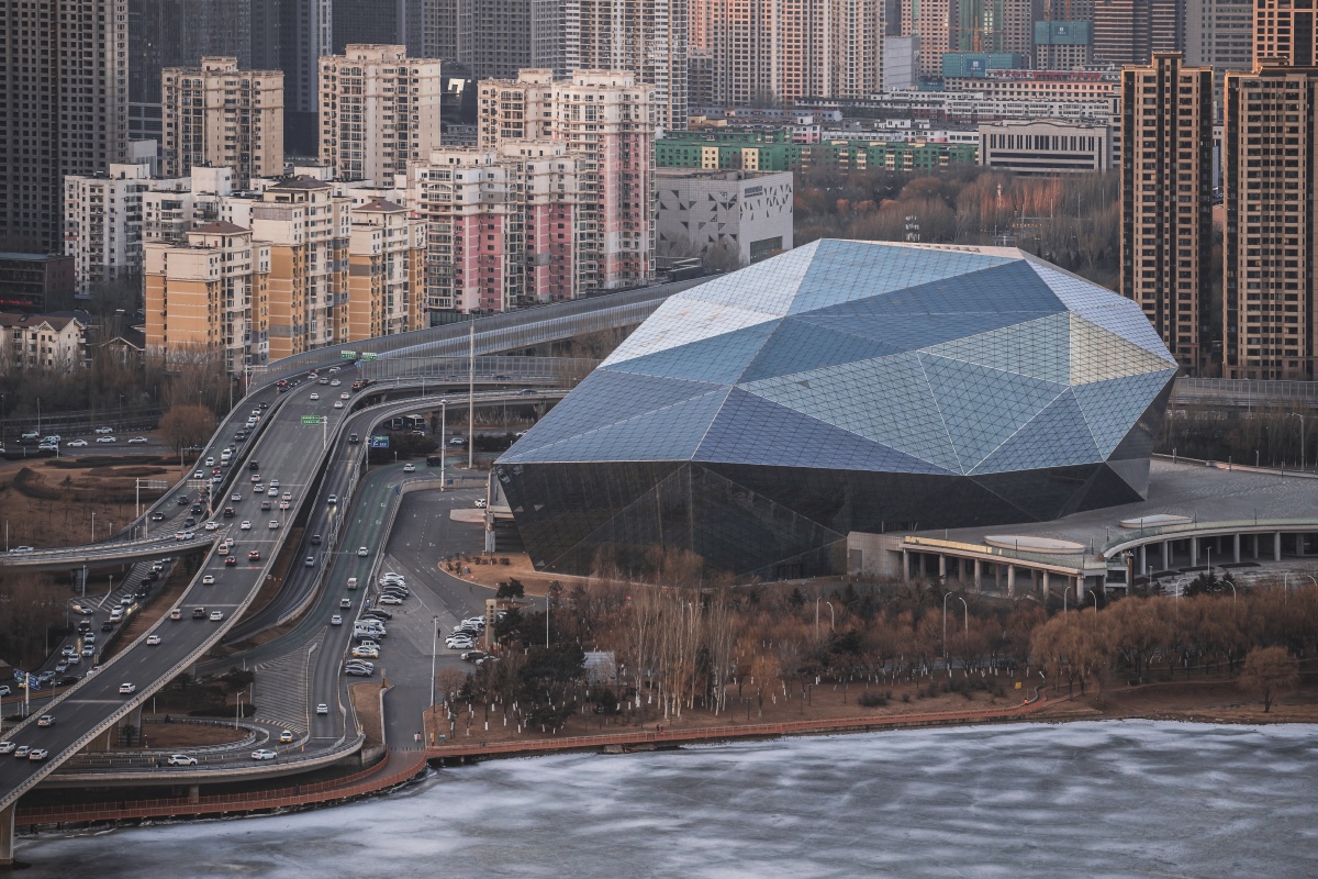 银带交汇处的盛京大剧院(沈阳文化艺术中心),总建设面积8