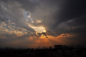 已近夕阳，却也多美之秋！