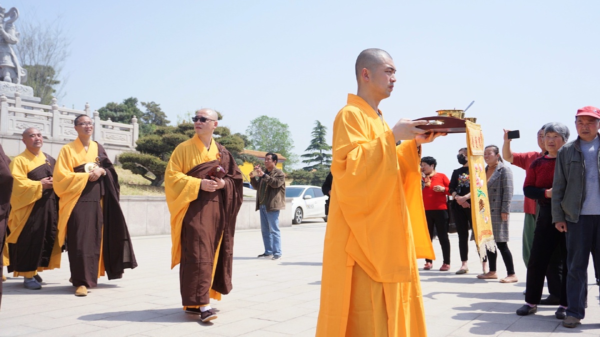 徐州宝莲寺三月三蟠桃庙会