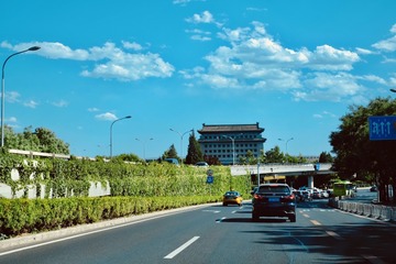 07CB83D1-55F8-4586-BF4D-7C033BA7EE3B/L0/001