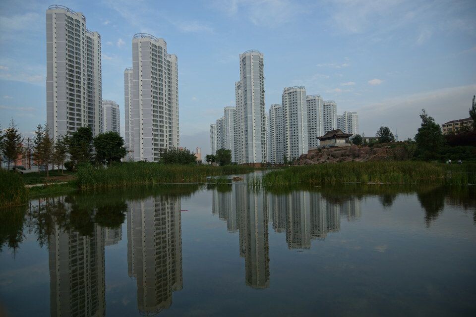 海湖新区<br />
拍照还是不得要领