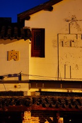 716601