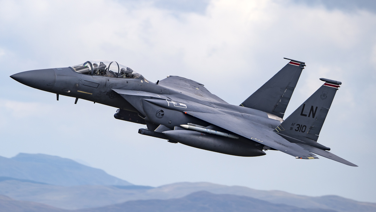 f15e战斗轰炸机美国空军