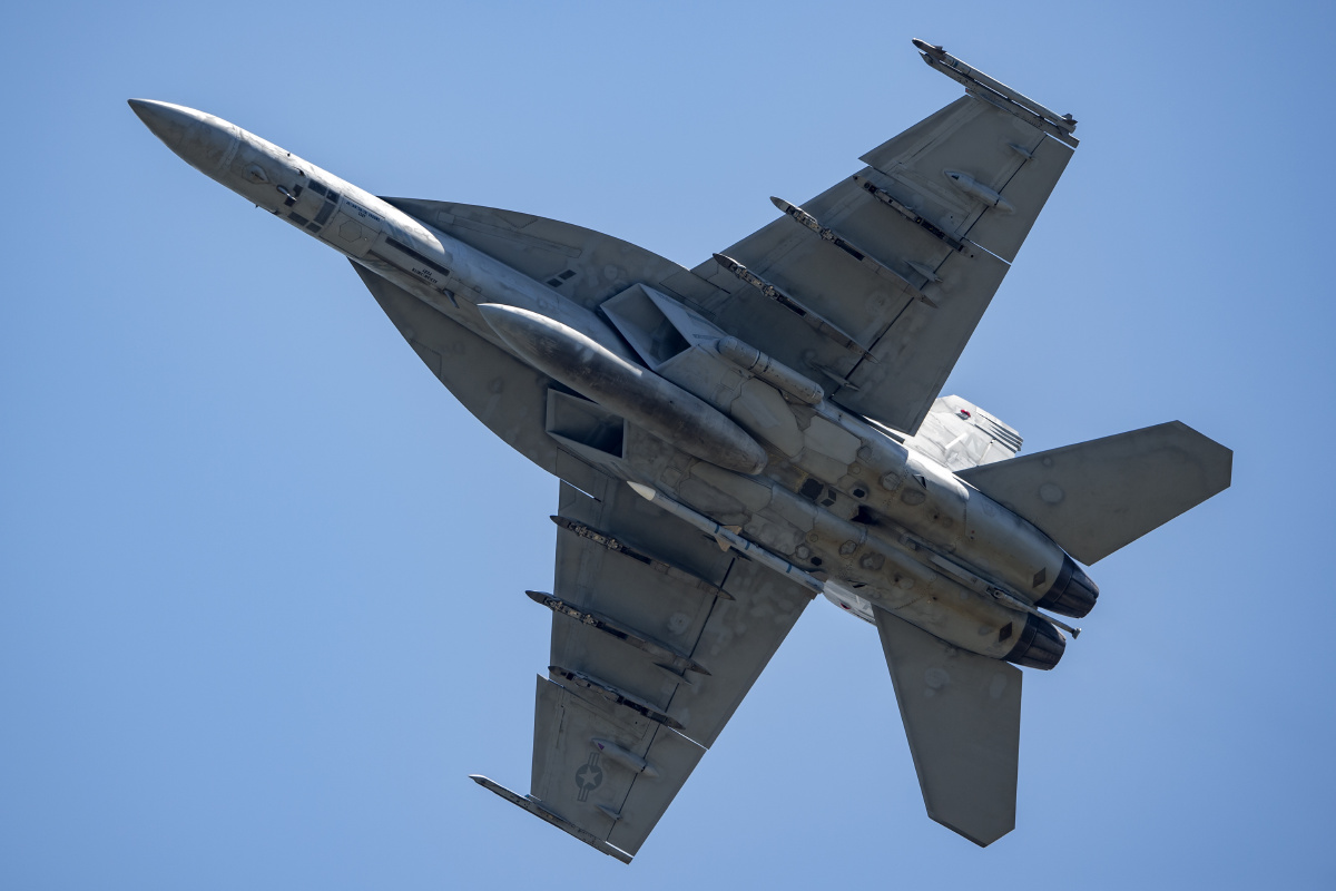 fa18f超级大黄蜂战斗机