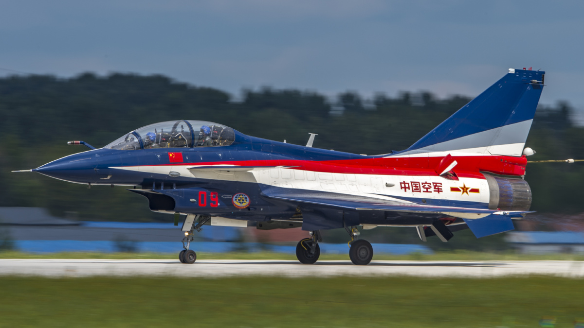 八一飞行表演队 歼-10战机备战航空开放活动