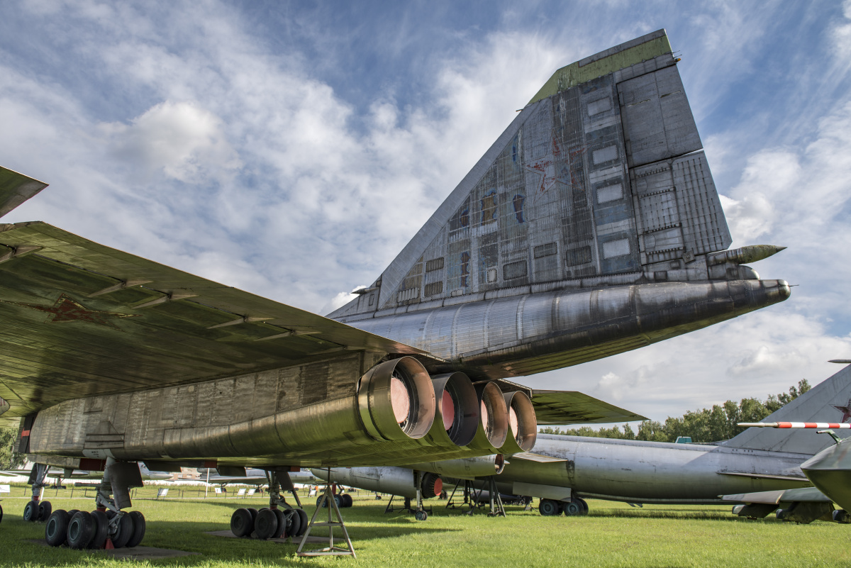 t-4 超音速轰炸机资料图