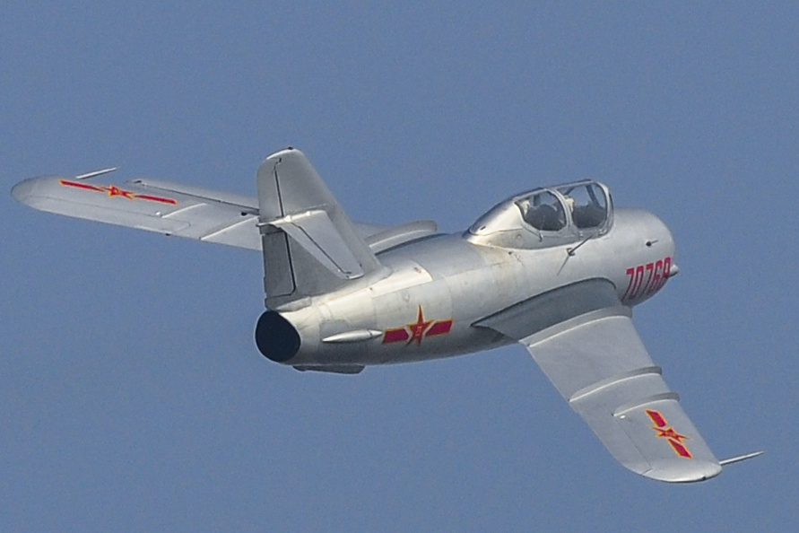 歼教5高级教练机资料图