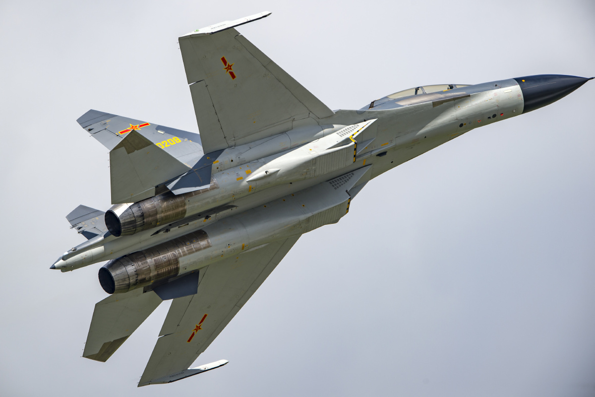 歼11bs战斗机资料图2