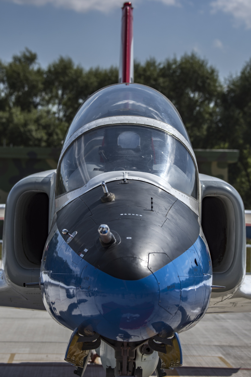 教8jl8中级教练机中国空军主力教练机