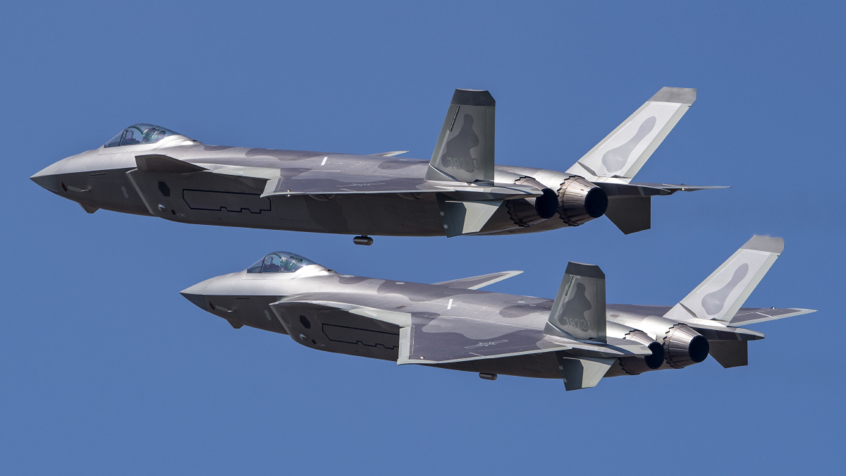 歼-20隐形战斗机 祝大家好事成双 - 航空新视野