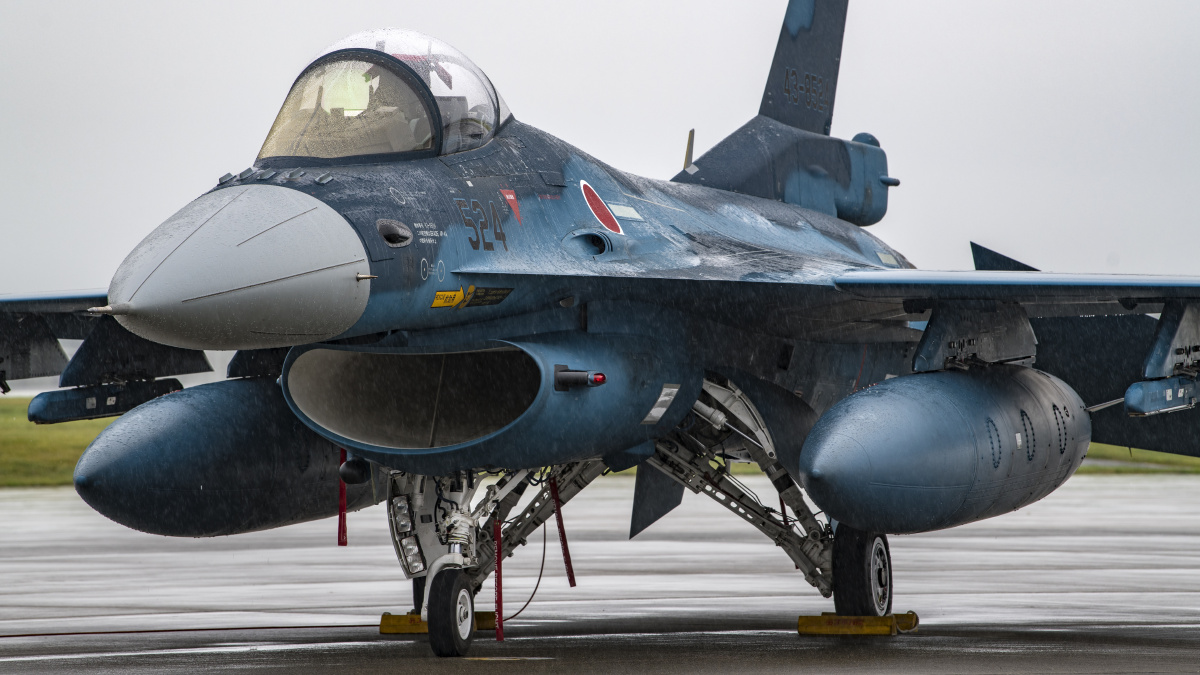 日本航空自卫队f35a隐形战机首次对外公开展示