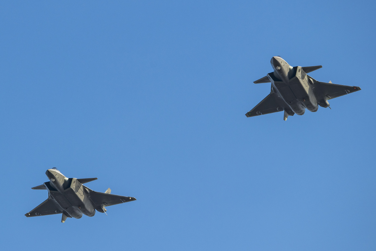 歼20隐形战斗机中国空军资料图