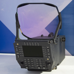 国产衍射平显资料图2张去看所有关于广角全息平显的