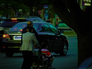 936CC7E5-C9B8-4459-A1ED-85DA2718EA2E/L0/001