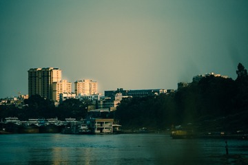 4C04DCAA-1EC0-4E11-93A6-BB82E8C4480F/L0/001