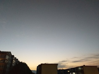 618619