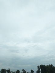 646976