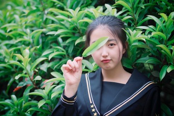001
