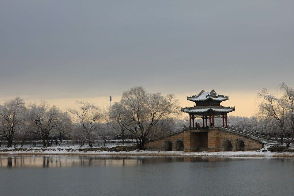 雪后西堤<br />
摄于颐和园