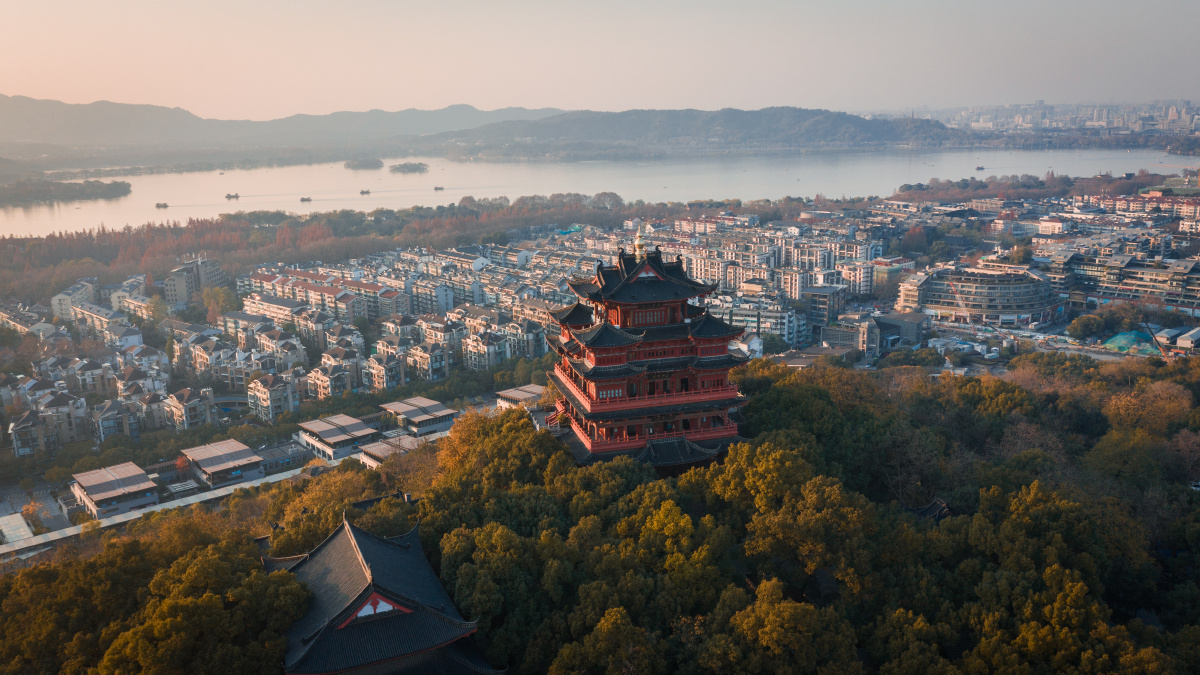 城隍阁见证了杭州的历史变迁见惯了西湖的日升月落