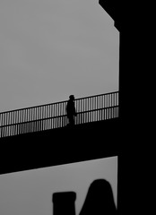 281840