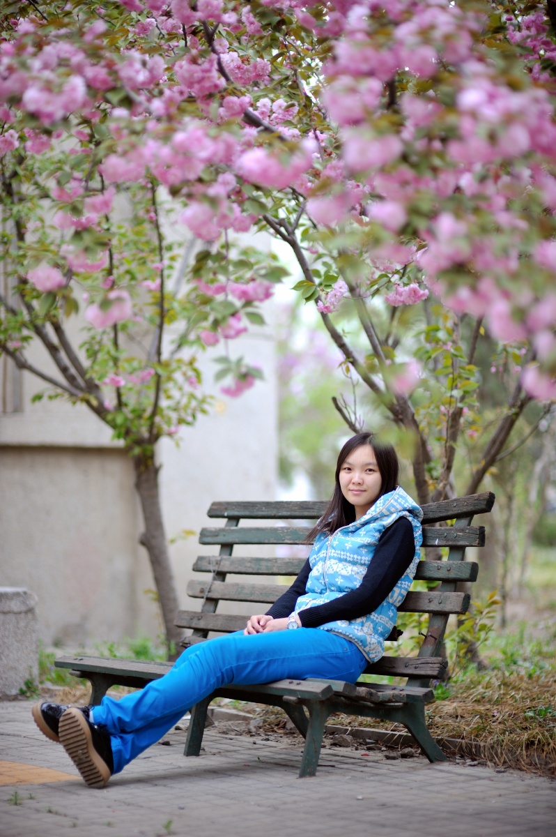 莫春 br /> 背阴的地方春天总是晚一些